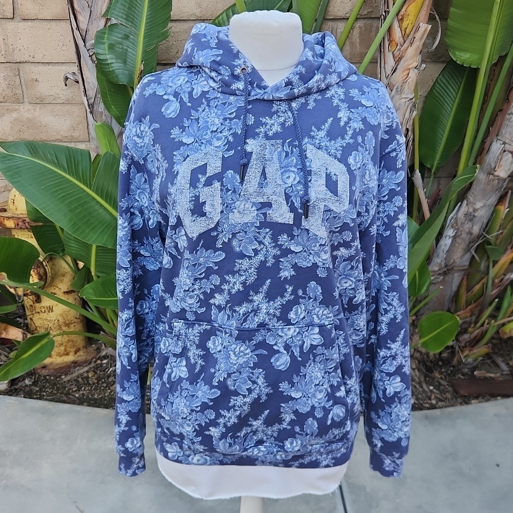 Gap x Loveshackfancy Blue Floral hoodie Small